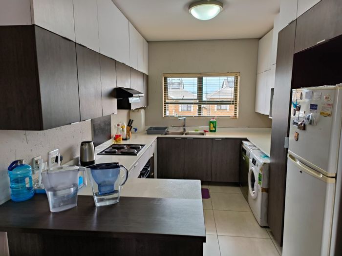 For Sale: 3-Bedroom Apartment in Beyers Park with Balcony and Private Garage.