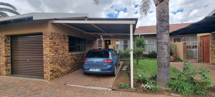 For Sale: 2-Bedroom Cluster in Sunward Park with secure living and amenities.