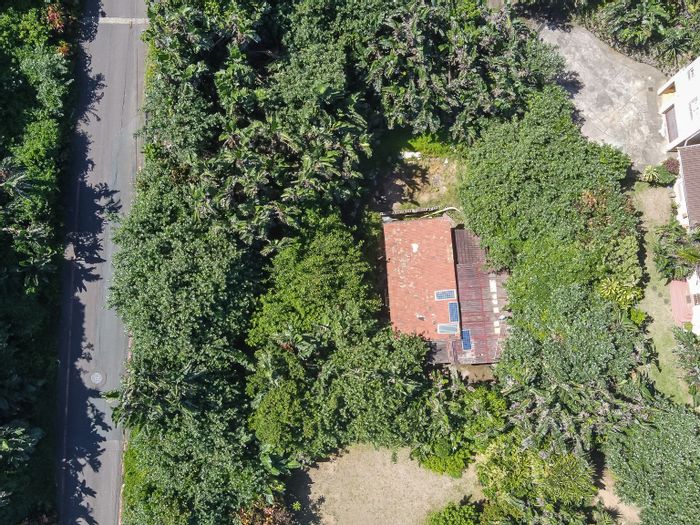 Ocean View House For Sale: Prime land near exclusive Garvies Beach, great potential.