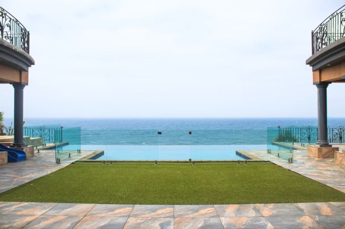 Ocean View House For Sale: Beachfront estate, 6 bedrooms, entertainment areas, dual dwellings.