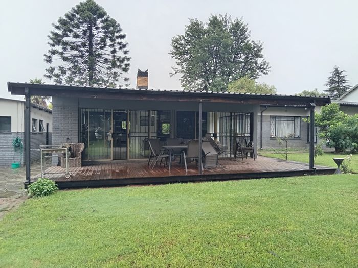 3-Bedroom House in Selcourt For Sale: En-Suite, Garden, Veranda, Pet-Friendly.