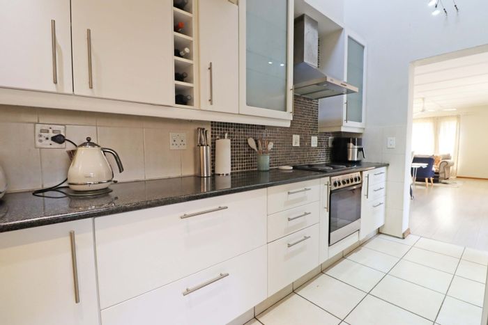 Bryanston Townhouse For Sale: 3 Bedrooms, garden, double garage, secure living.
