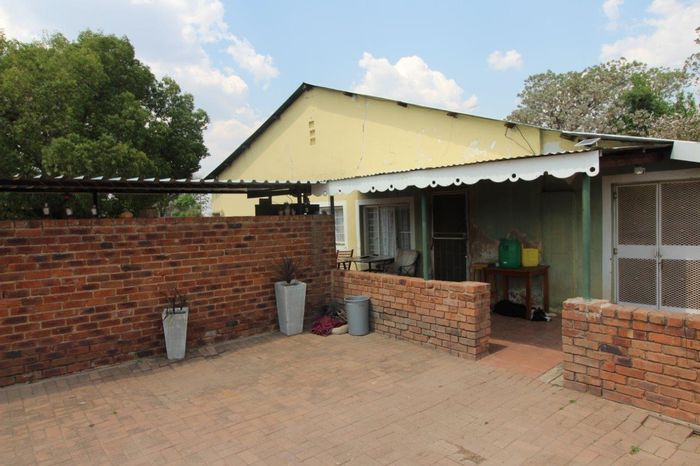 For Sale: Modimolle Central Farm with irrigation, boreholes, livestock facilities, and processing.