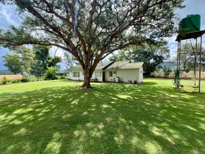 For Sale: 18.03-hectare farm in Modimolle Central with water rights and infrastructure.