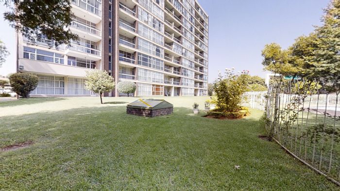 For Sale: 2-Bedroom Apartment in Denlee with Veranda, Generator, and Covered Parking.