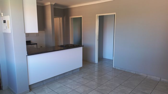 Die Bult Apartment For Sale: 2 Bedrooms, security features, near NWU amenities.