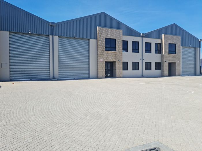 To Rent: 484m2 Industrial Warehouse in Firgrove with offices, security, and parking.