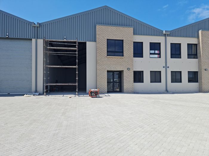 To Rent: 480m2 Industrial Warehouse in Firgrove with offices and security.