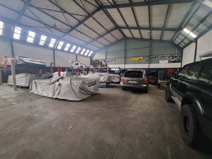 707m2 Industrial Warehouse To Rent in Brackenfell with office, yard, and parking.