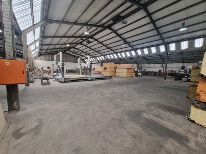 3170m² Industrial Warehouse To Rent in Brackenfell with ample power and parking.