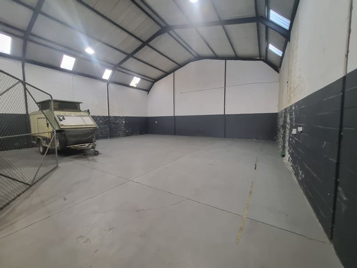 151m² Industrial Space To Rent in Brackenfell - Solar, 3 Phase Power, Security.