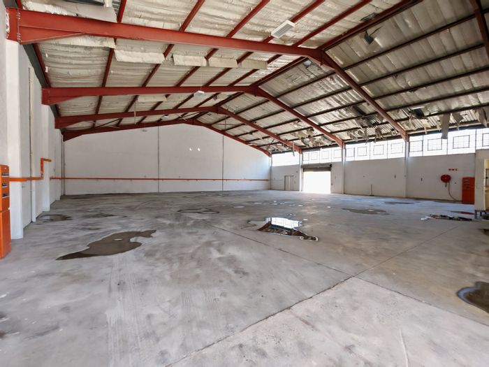 Industrial Warehouse To Rent in Saxenburg Park 1 with enclosed yard and security.