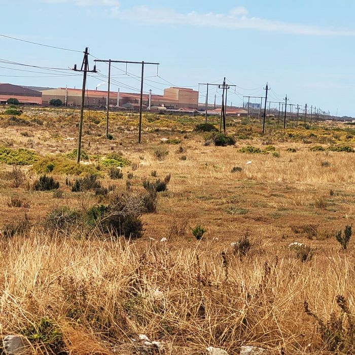 Vacant Land Commercial For Sale in Saldanha Industrial, 7973m² with essential services.