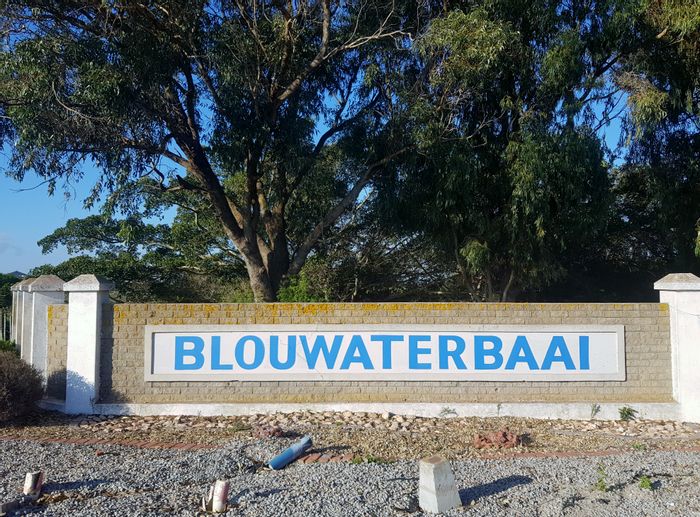 Vacant Land Residential in Bluewater Bay, 120m to beach, for sale now.