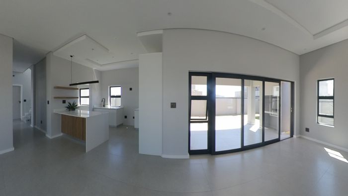 For Sale: House in Sandown with 3 en-suite bedrooms, pool, and patio.