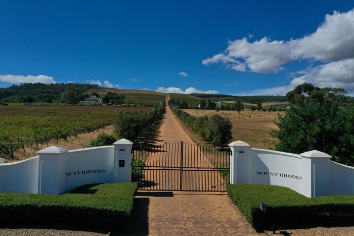 Vacant Land Residential for Sale in Somerset West Rural, 7674m², fully serviced plot.