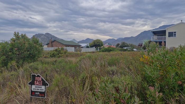Vacant Land Residential For Sale in Pringle Bay Central, near beaches and nature trails.