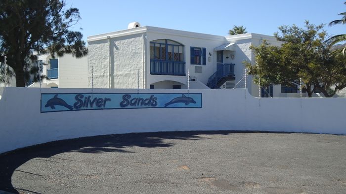 Gordons Bay Central Apartment For Sale: 3 Bedrooms, Pool, Braai Room, Gated Complex.