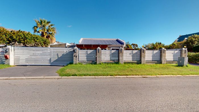 Admirals Park House For Sale: Spacious erf, approved plans, splash pool potential.