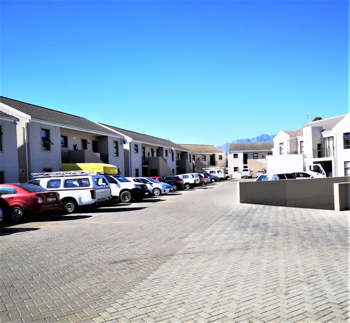 For Sale: Apartment in Fairview Golf Estate with 2 bedrooms, secure parking, and outdoor area.