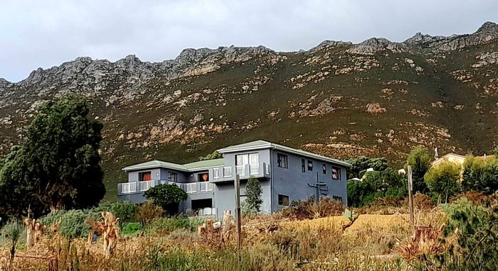 Firlands Small Holding For Sale: Dual living, development potential, scenic views.