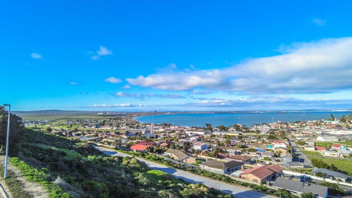 Vacant Land Residential for Sale in Hoogland: 751m², gated estate, ocean views.