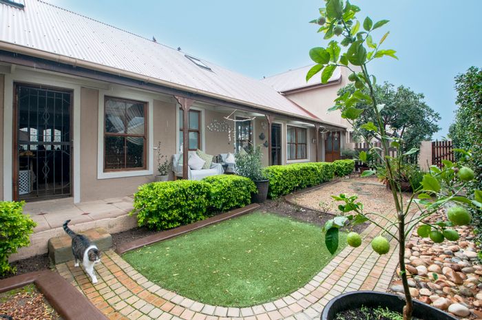 For Sale: Unique dual living house in Fairview Golf Estate with golf views.