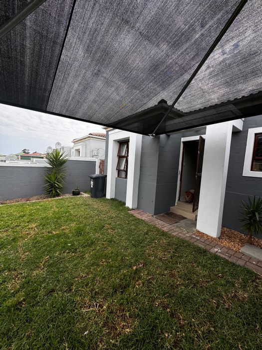 For Sale: House in Jagtershof with braai area, garage, and secure parking.