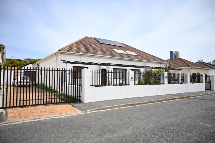 For Sale: Dual-living house in Strand North with private flat and garage.
