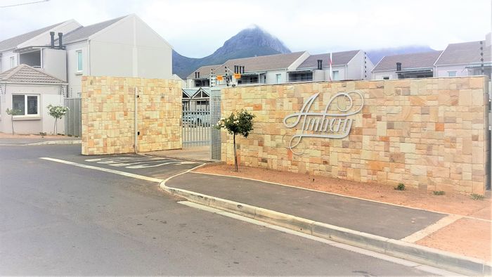 For Sale: 2-Bedroom Apartment in Paarl East with mountain views and secure access.