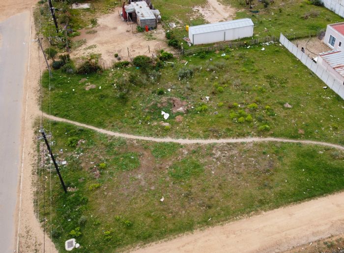 Vacant Land Residential in Bot River Central For Sale - 595 sqm corner plot.