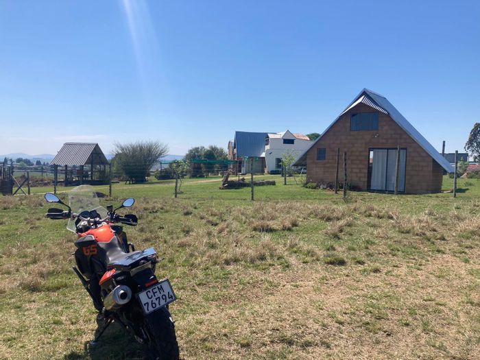 Farm for Sale in Mooi River Rural: 5 cottages, off-grid, river access.