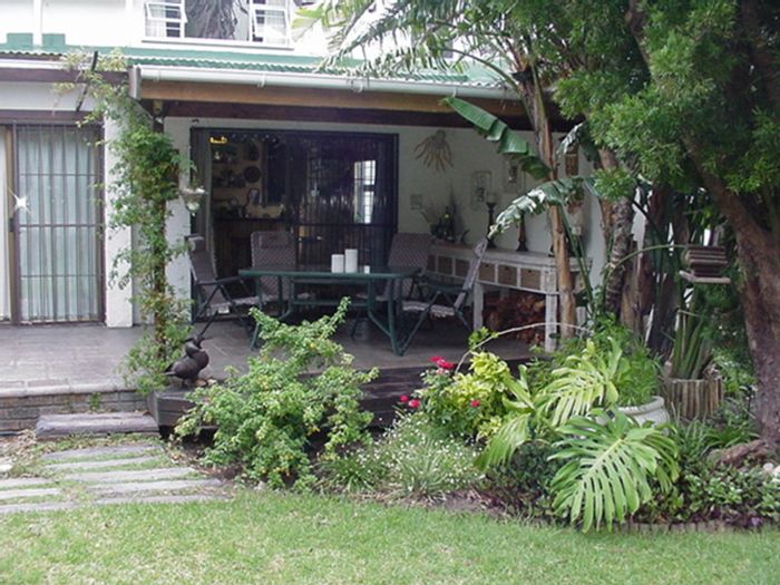 Gordons Bay Village House For Sale: 4 beds, garden, beach access, double garage.