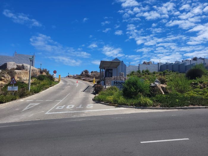 Vacant Land Residential in Hoogland For Sale: Sea views, wildlife, secure estate access.