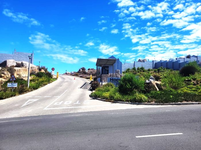 Vacant Land Residential in Hoogland For Sale: Secure, spacious, no building time limit.