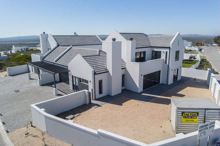Property #CCH867, Duet for sale in Yzerfontein Central