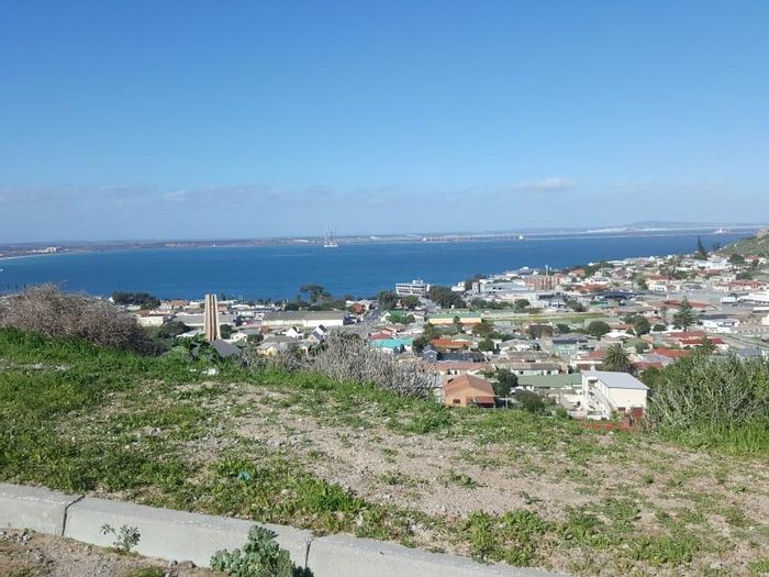 Seaside Vacant Land in Saldanha Heights – 801 sqm, No Building Restrictions!