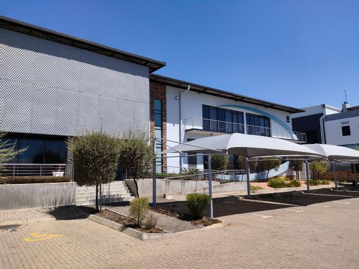 Industrial property in Lanseria to rent with office, warehouse, and yard space.