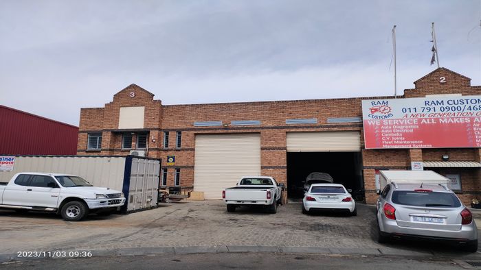 Industrial Mini Warehouse To Rent in Strijdompark with Office and Three Phase Power