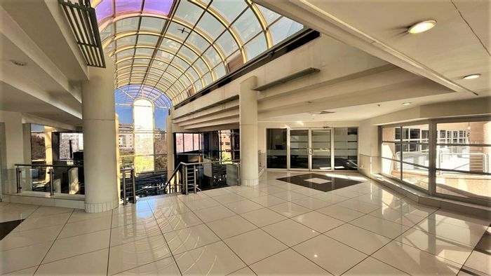 Office To Rent in Parktown: Open plan, natural light, prime location, amenities nearby.