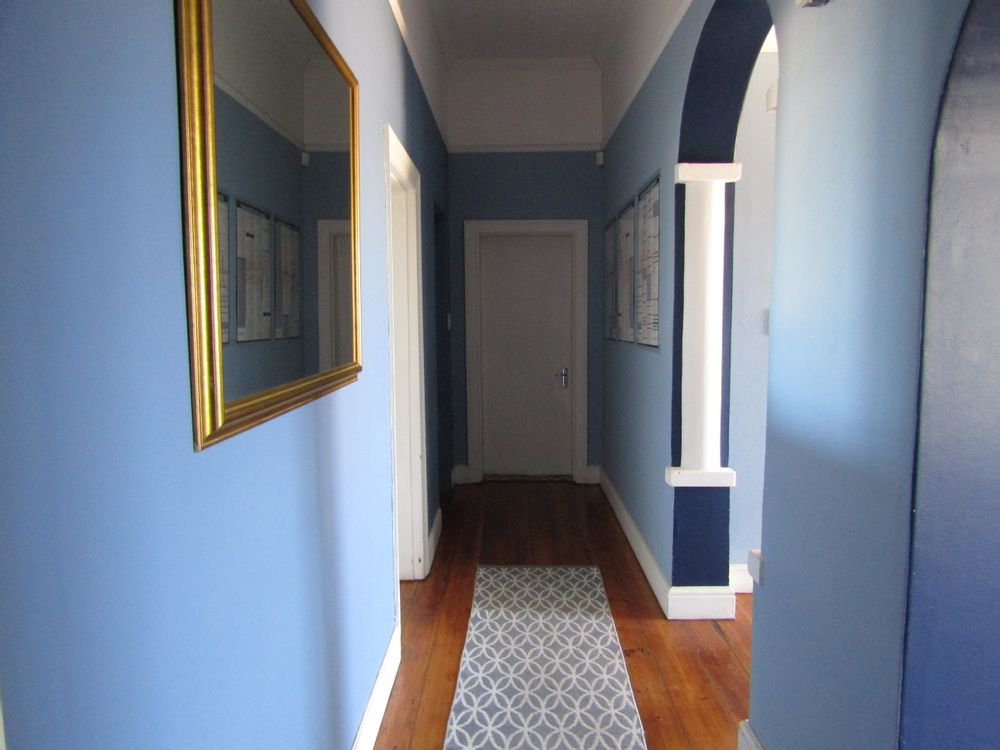 Passage to office and bathroom
