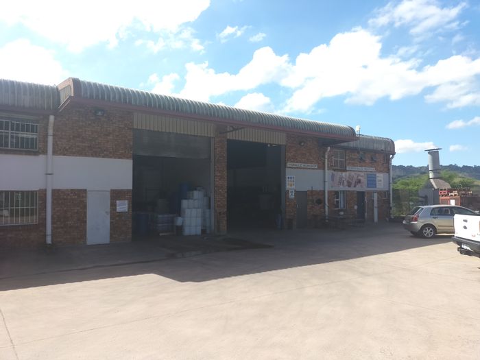 Industrial property in Westmead to rent: 300 amps power, truck access, office space.