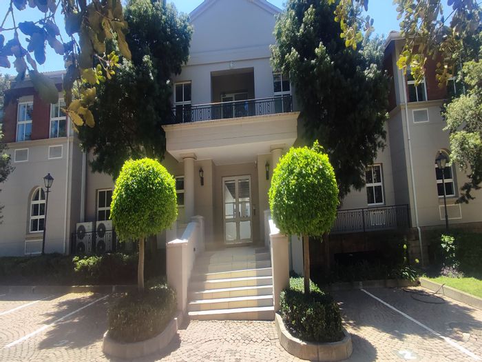 Chislehurston Office To Rent: 1312m² space, security, backup power, tenant incentives.