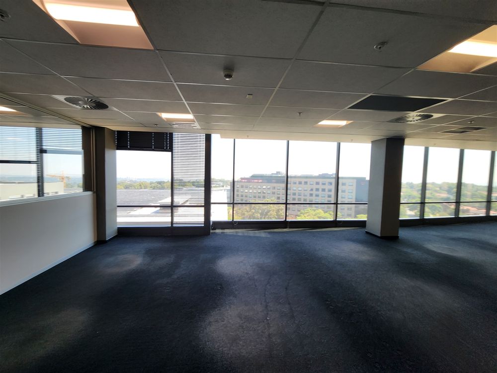 Rosebank Towers 2nd Fl West 14