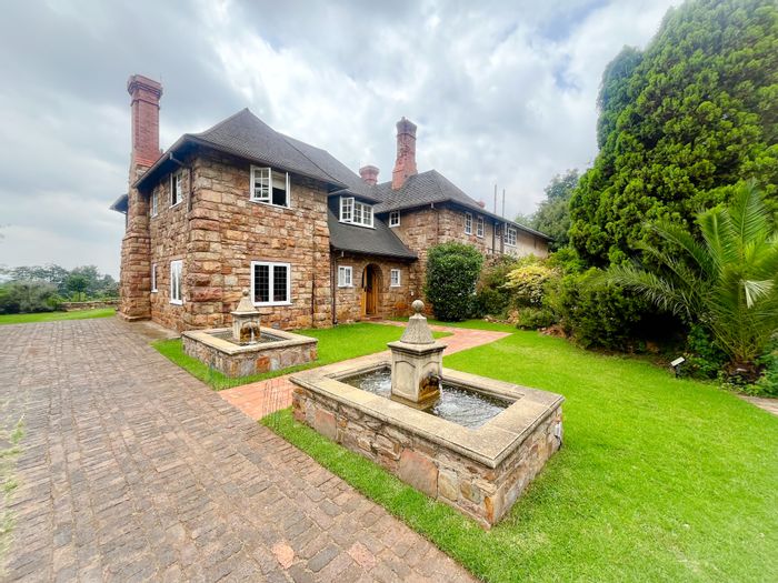For Sale: Prime Office Space in Parktown with 5000m² Land and Versatile Zoning.