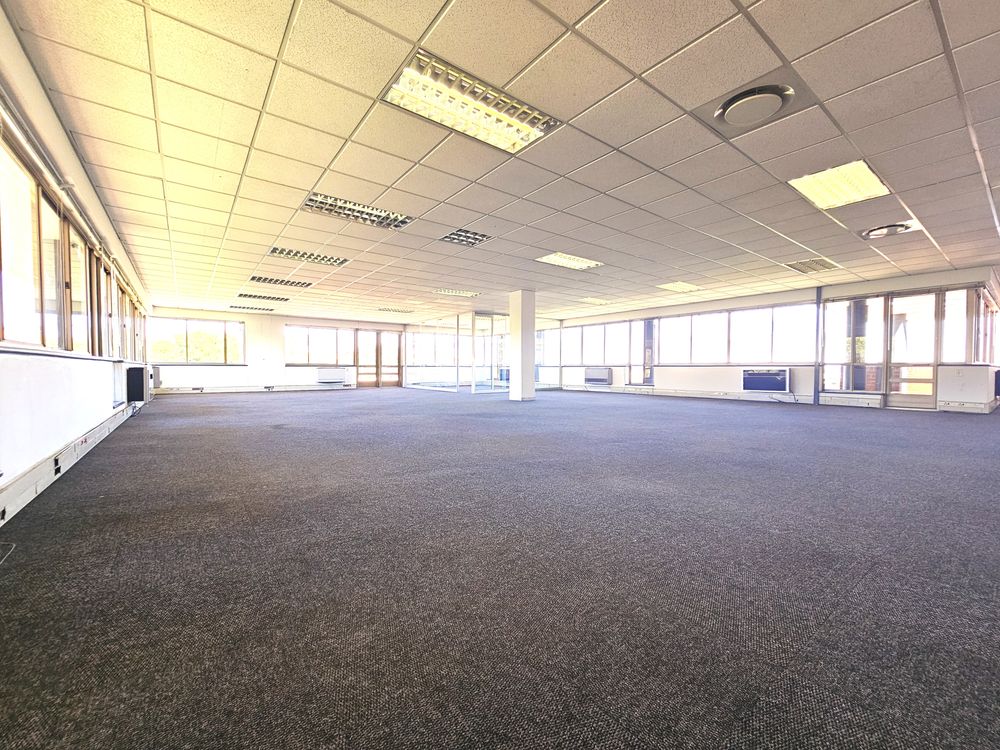 The Woodlands-Woodmead-Building 12 (6)