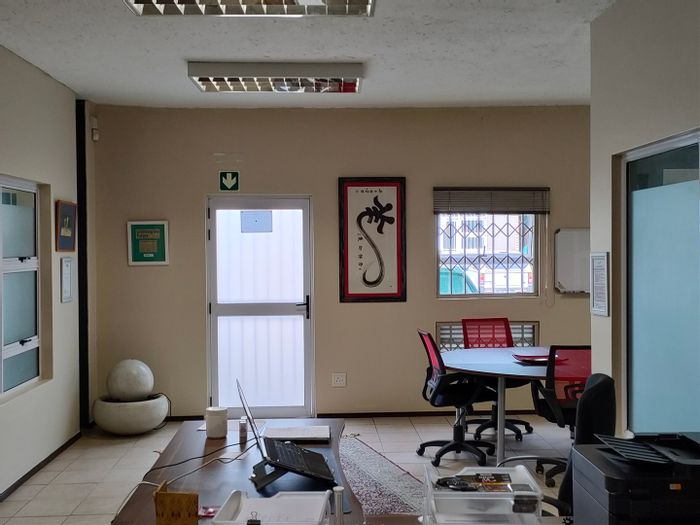 Kya Sands Industrial Property For Sale: Warehouse, offices, solar power, secure access.