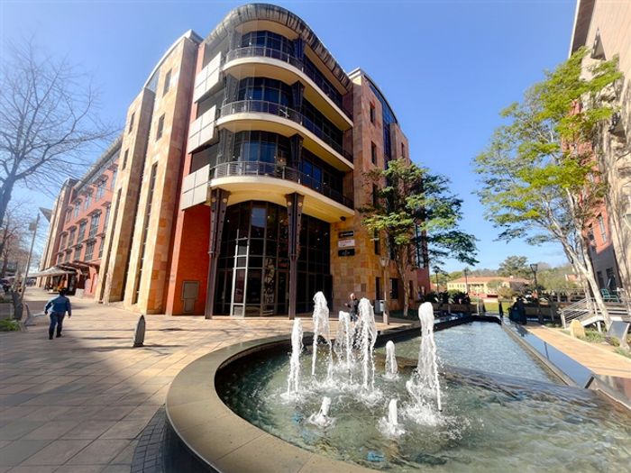 Office To Rent in Melrose Arch: Flexible suites, secure parking, high-speed internet.