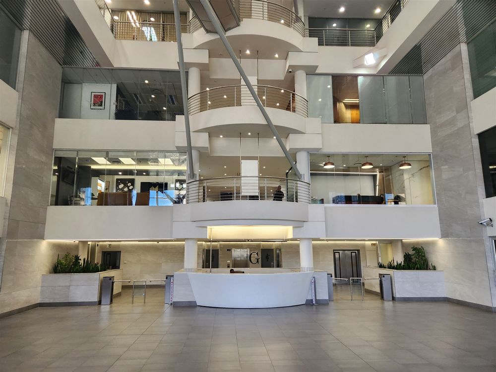 Fredman Towers, Sandton Reception