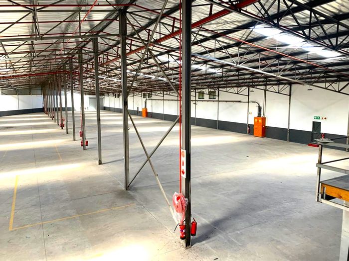 Industrial warehouse in New Germany to rent with office space and secure access.